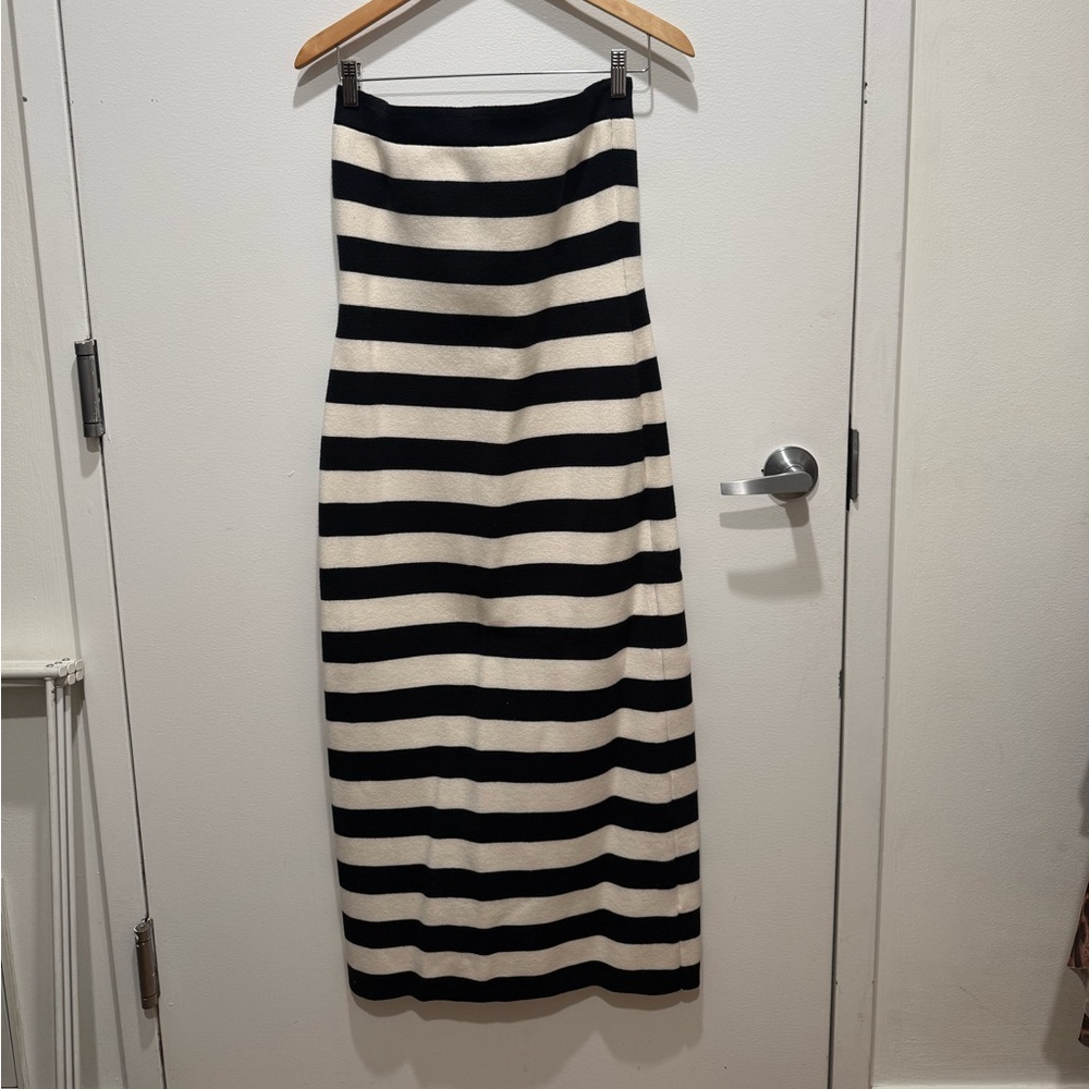 Abercrombie & Fitch Black and Cream Striped Pencil Dress